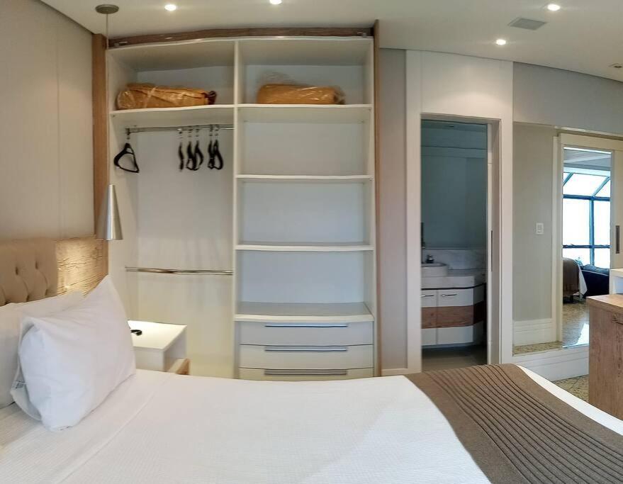 Apartamento Plaza Brasilia Small Town 264